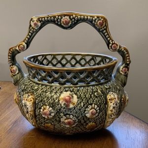 BEAUTIFUL ANTIQUE ENGLISH ALHAMBRIAN MAJOLICA CERAMIC JARDINIERE